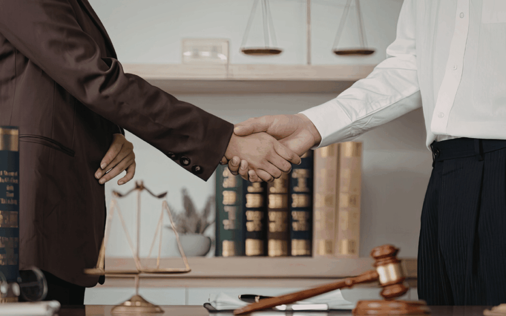 Servei professional de comissió jurídica assessora en la Costa Brava amb atenció personalitzada